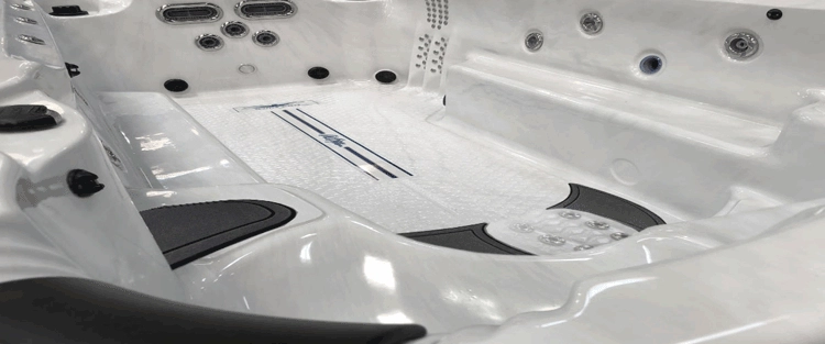 Cal Grip™ for hot tubs in Lavale